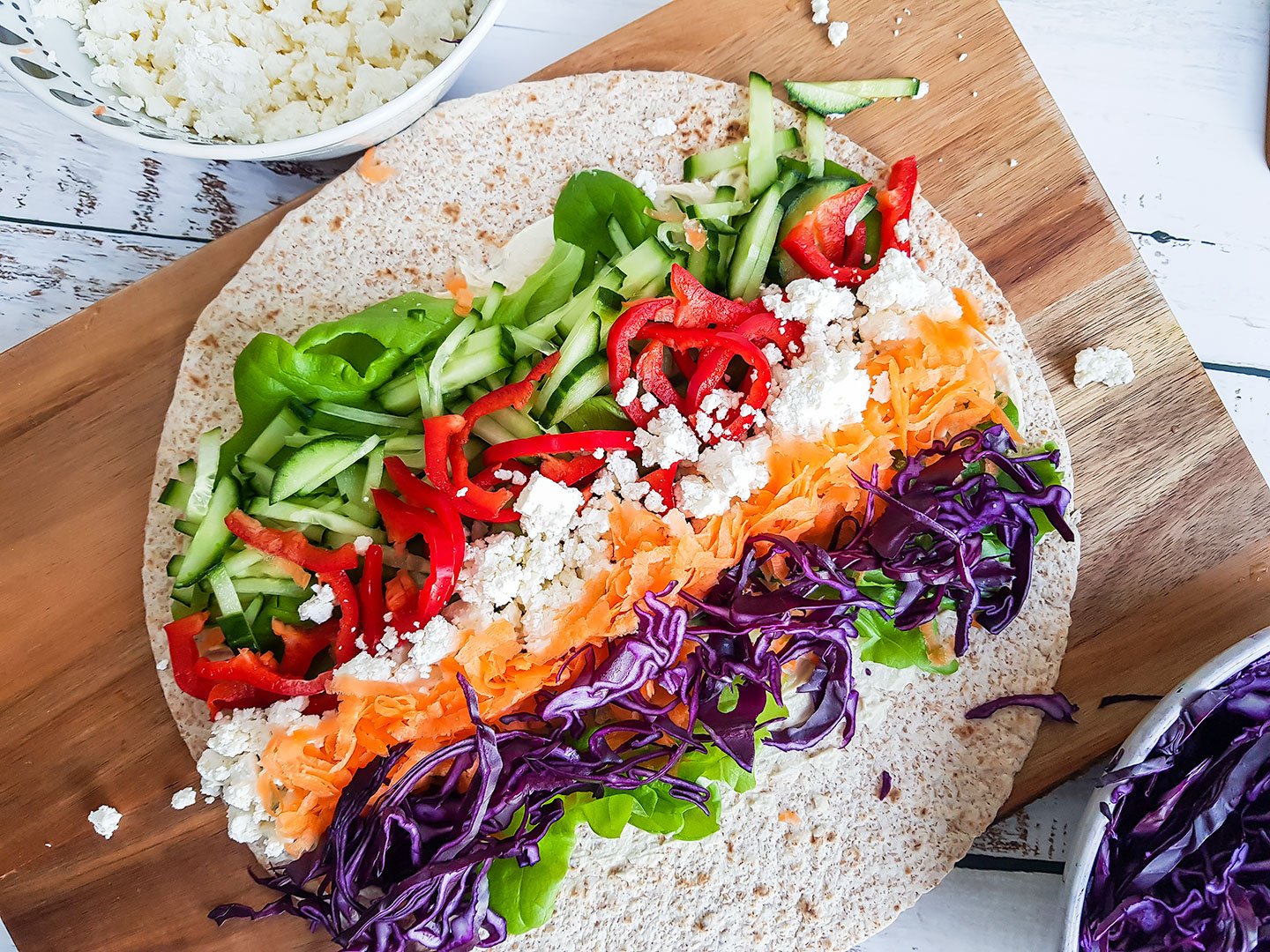 Veggierullat avokaadokastikkeella2 Kasvis-rullat avokadokastikkeella